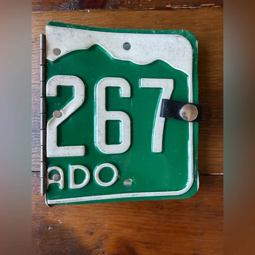 90s Retro Vermont State License Plate Metal Personal Organizer